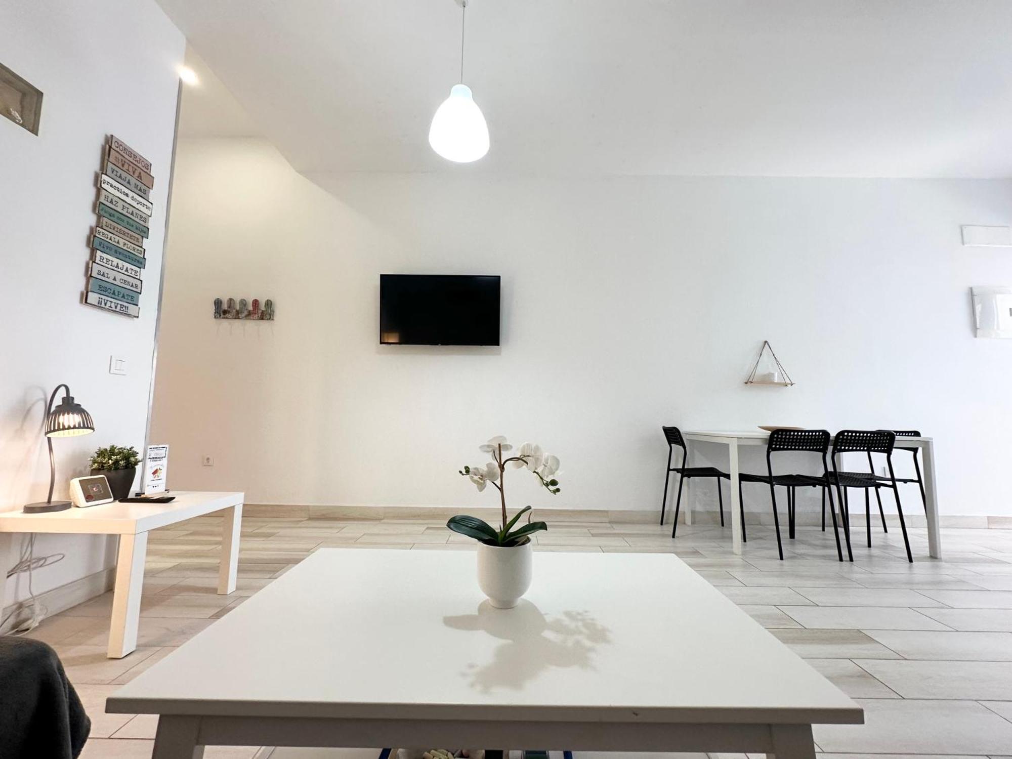 Appartement Luna En Centro, 1 Min De La Playa, Cocina Completa Y Wifi